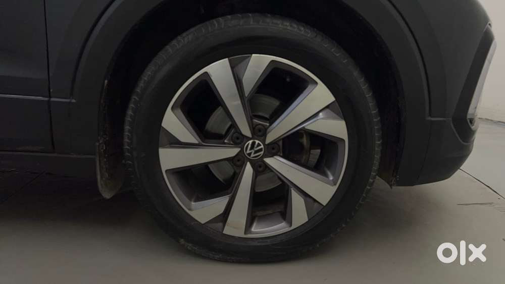 Volkswagen Taigun Topline 1.0 Tsi At (electric Seats), 2022, Petrol