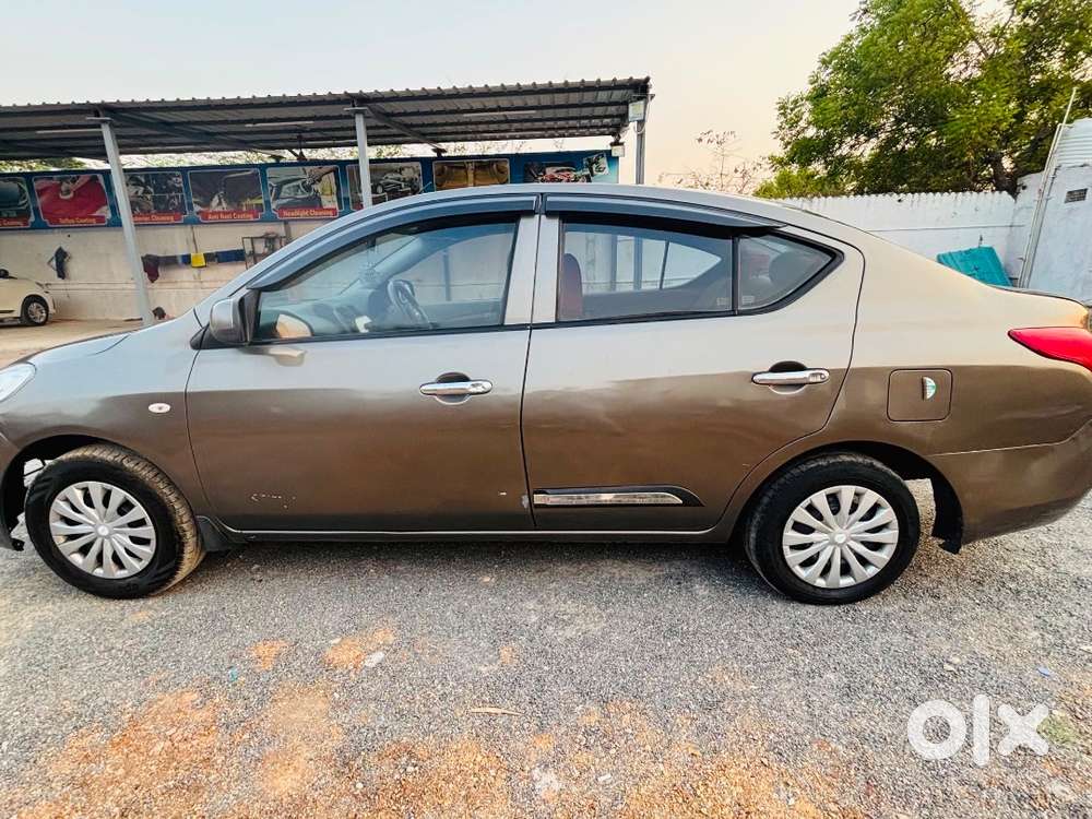 Nissan Sunny