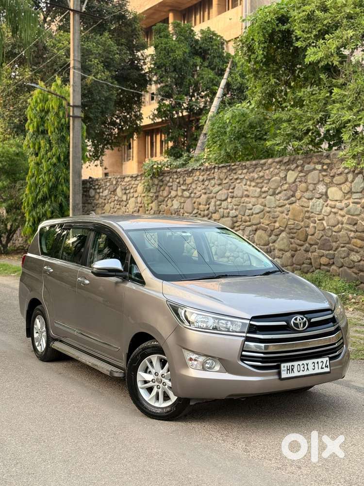 Toyota Innova Crysta 2.8 Gx At 8s, 2018, Diesel