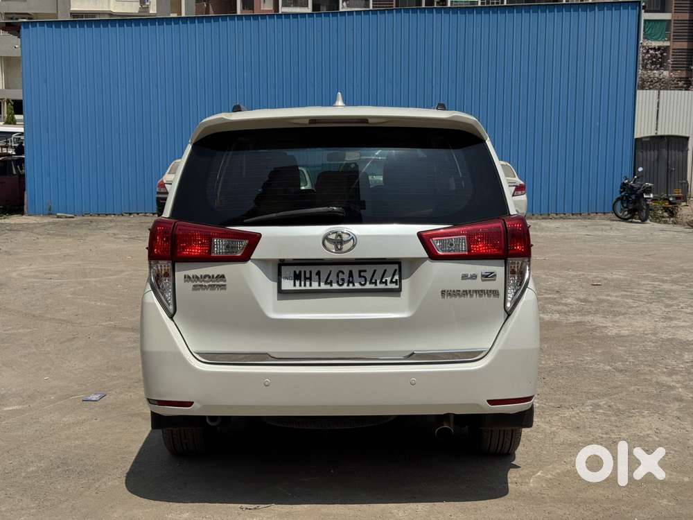 Toyota Innova Crysta 2.8 Zx At, 2017, Diesel