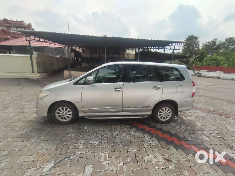 Innova V 2013