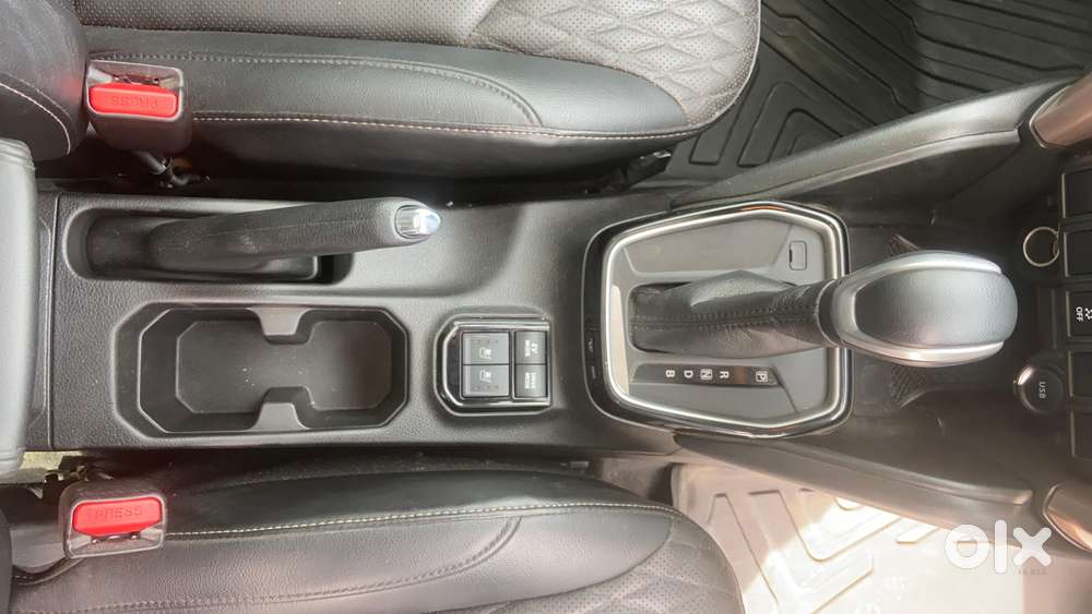 Maruti Suzuki Grand Vitara 1.5 Alpha Plus Intelligent Hybrid Ecvt, 2..