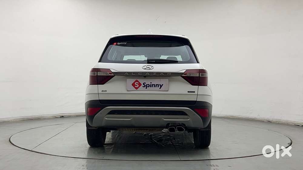 Hyundai Alcazar 2.0 Signature (o) Petrol At 6 Str, 2022, Petrol