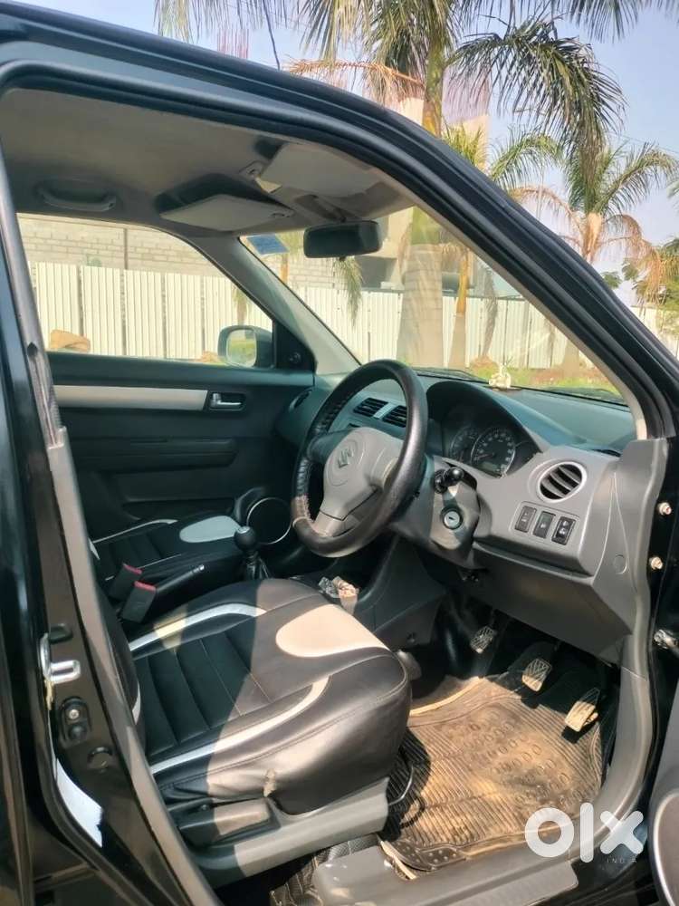 Maruti Suzuki Swift Vxi, 2010, Petrol