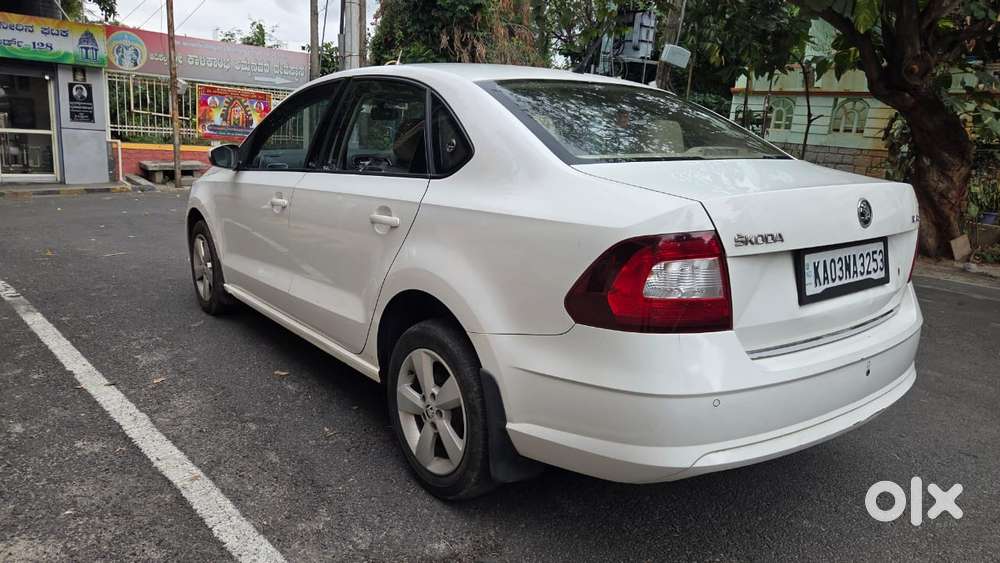 Skoda Rapid 1.5 Tdi Ambition Plus, 2017, Diesel