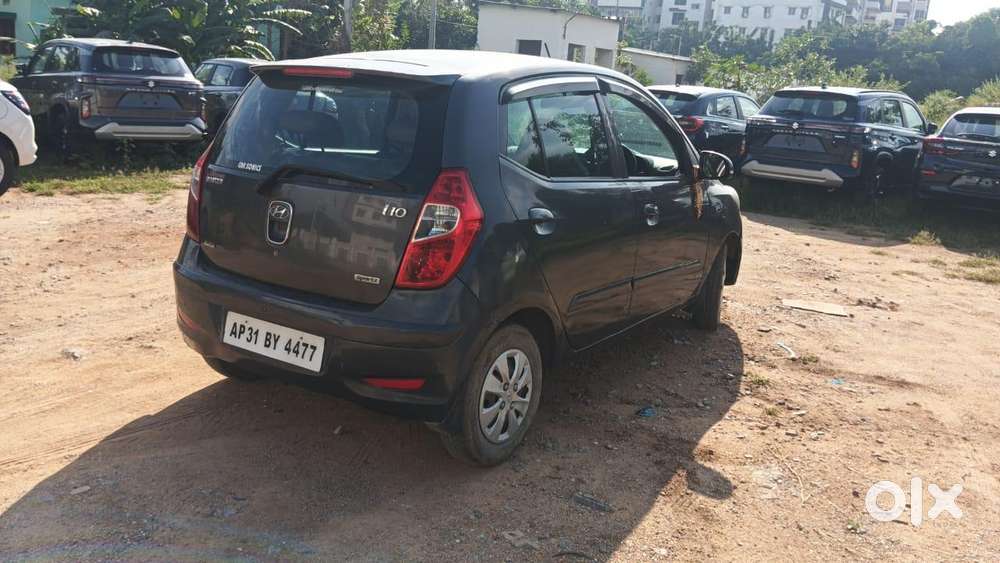 Hyundai I10 Sportz At, 2012, Petrol