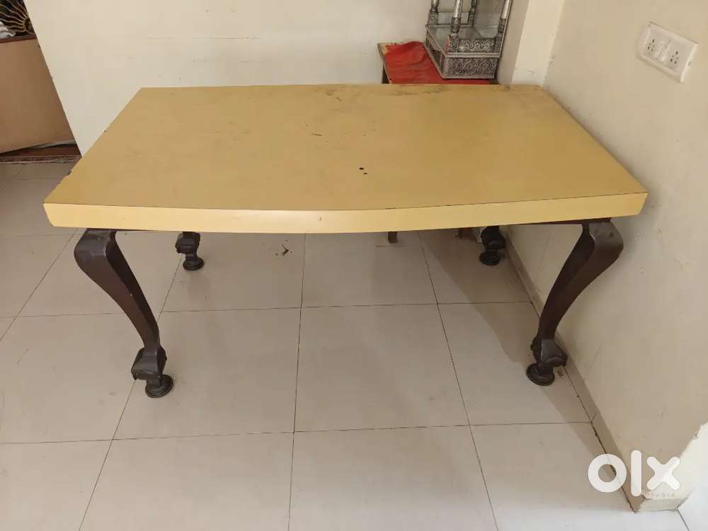 Dining Table for Sale (3 Feet X 5 Feet)