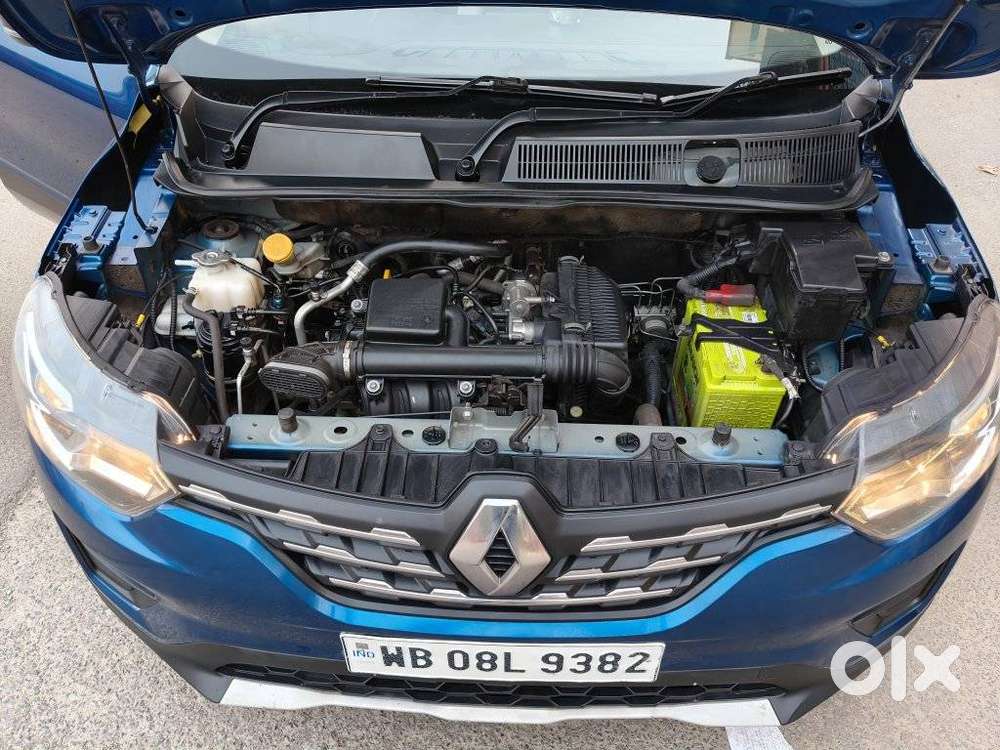 Renault Triber Rxt, 2022, Petrol