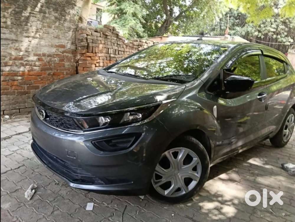 Tata Altroz 2024 Petrol 15000 Km Driven For Sale