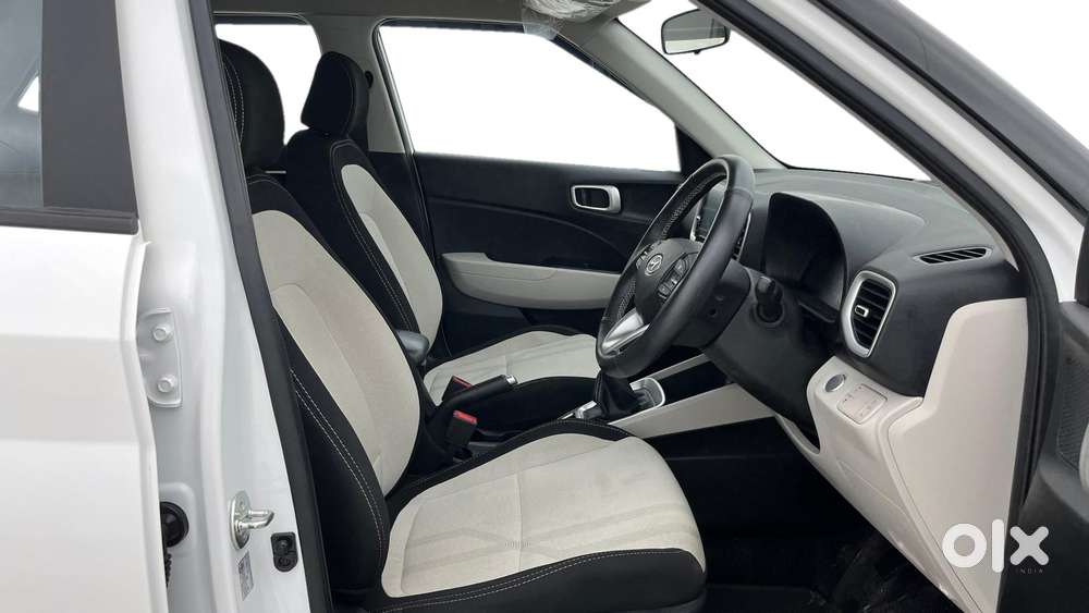 Hyundai Venue 1.2 S (o), 2025, Petrol