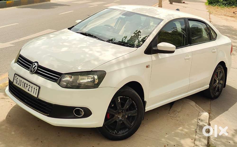 Volkswagen Vento 1.2 Highline Plus At 16 Alloy, 2011, Cng & Hybrids