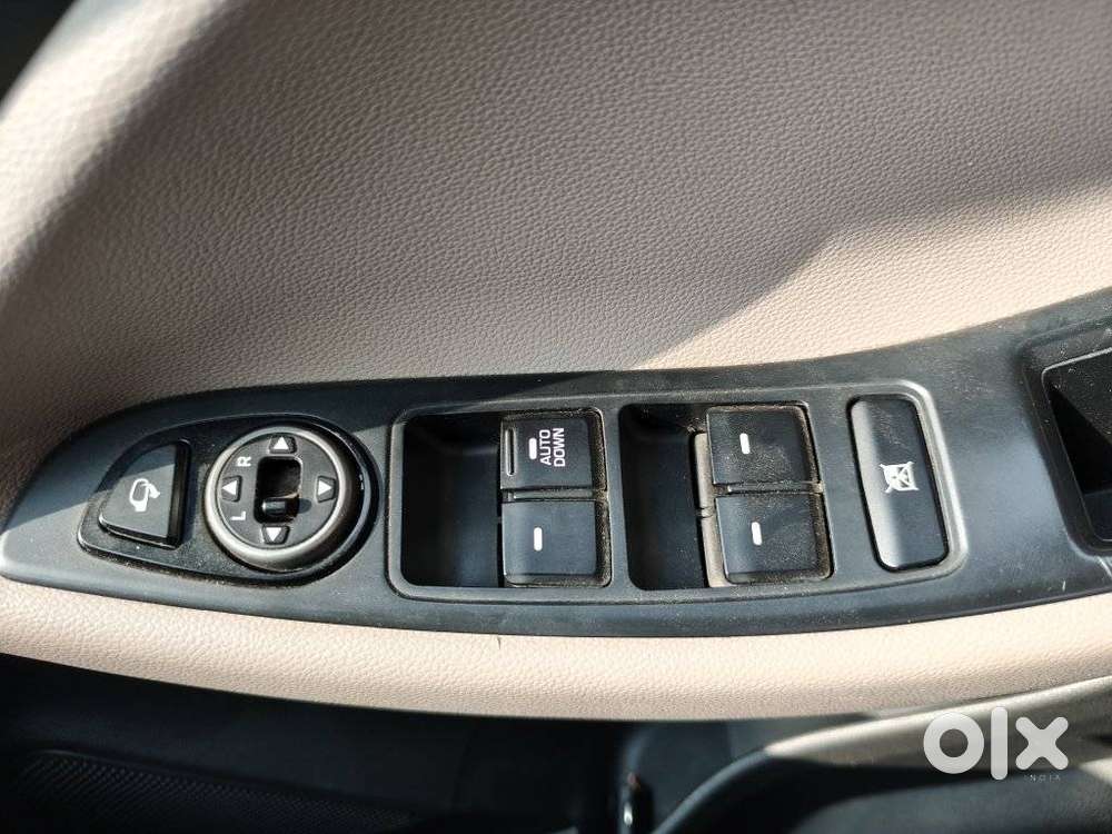 Hyundai Elite I20 Sportz (o) 1.2, 2017, Petrol