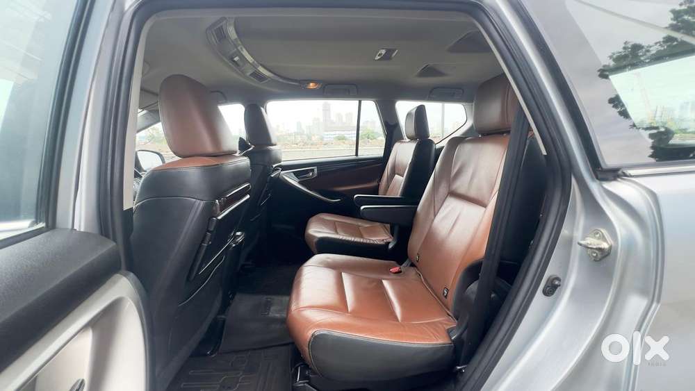 Toyota Innova Crysta 2.8z Automatic, 2017, Diesel