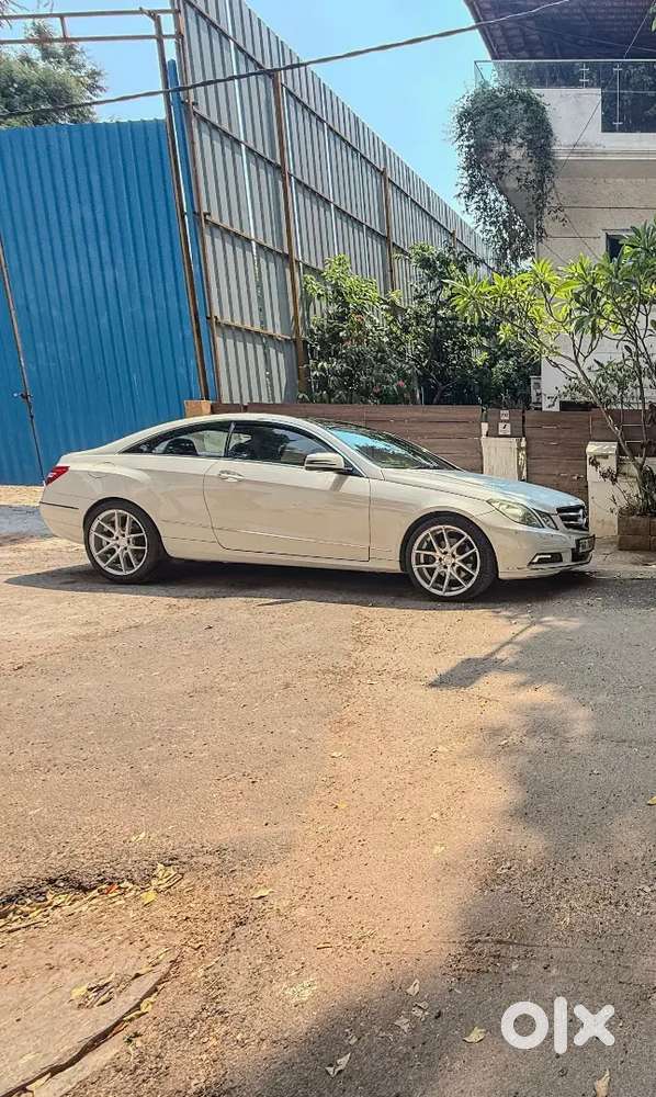 2012 Model Mercedes-benz E Coupe