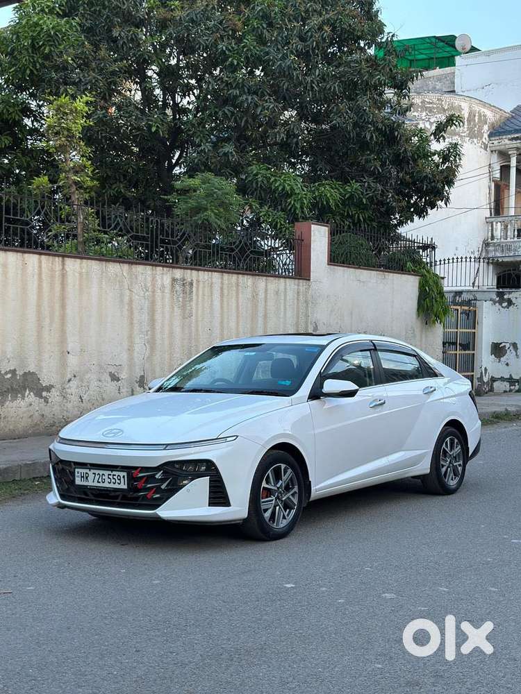 Hyundai Verna 1.5 Sx Petrol Mt, 2023, Petrol