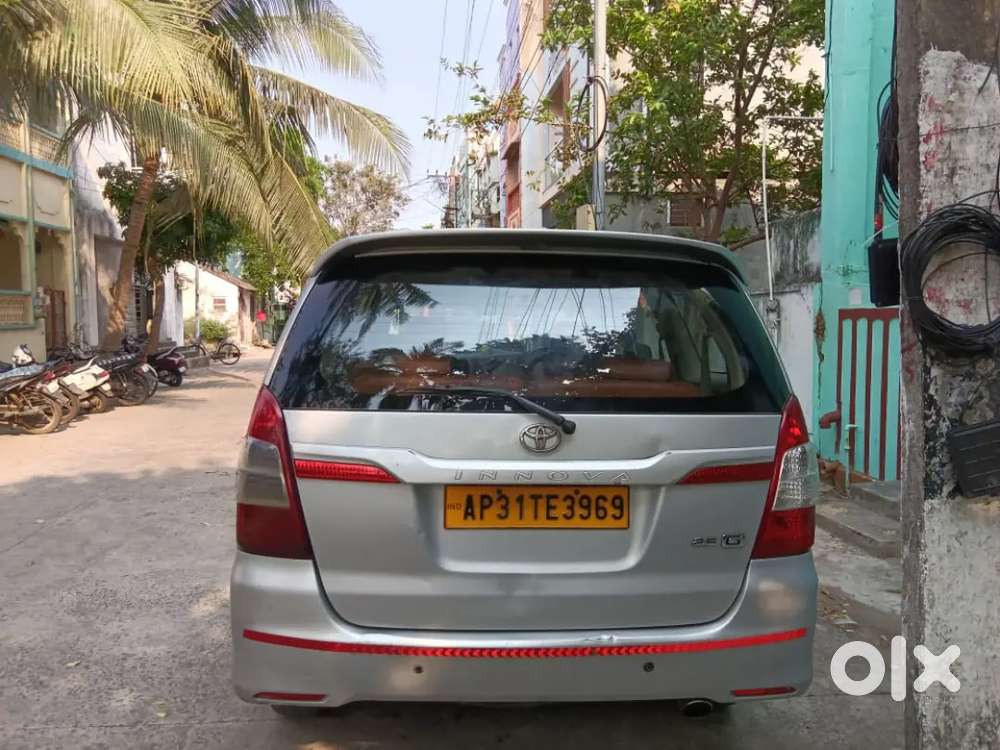 Toyota Innova 2014 Diesel Well Maintained All Records Forced