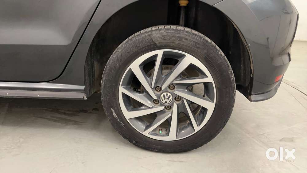 Volkswagen Polo 1.0 Tsi Comfortline At, 2021, Petrol