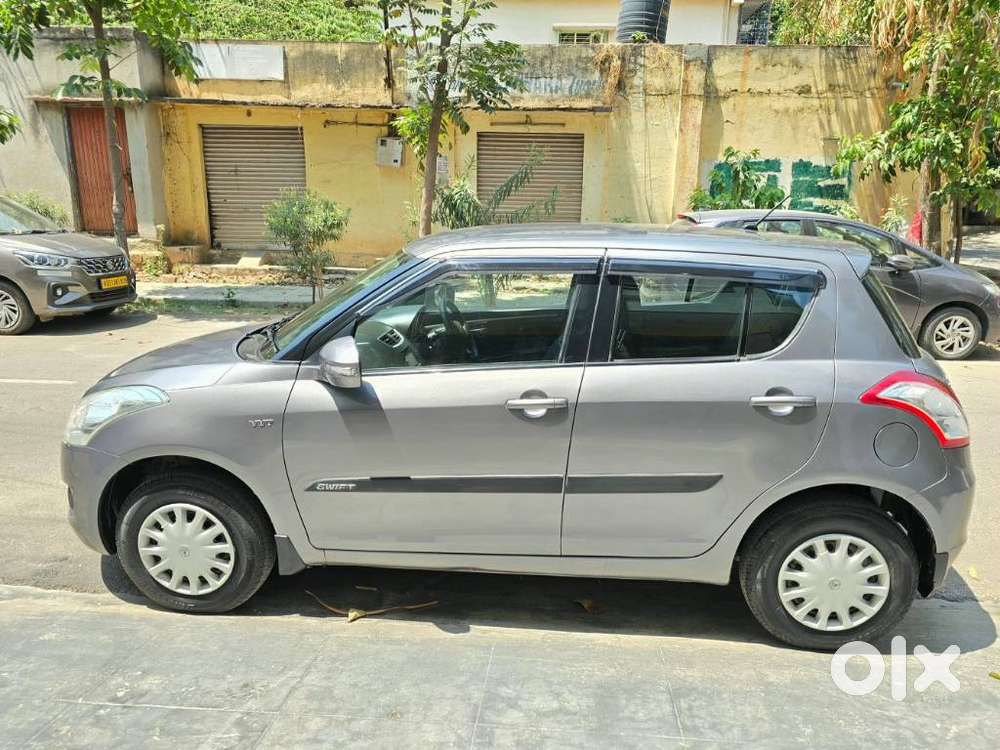 Maruti Suzuki Swift 2011-2014 Vxi, 2012, Petrol
