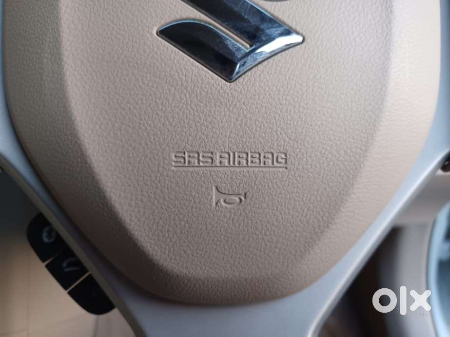 Maruti Suzuki Ertiga Vxi At Petrol, 2018, Petrol