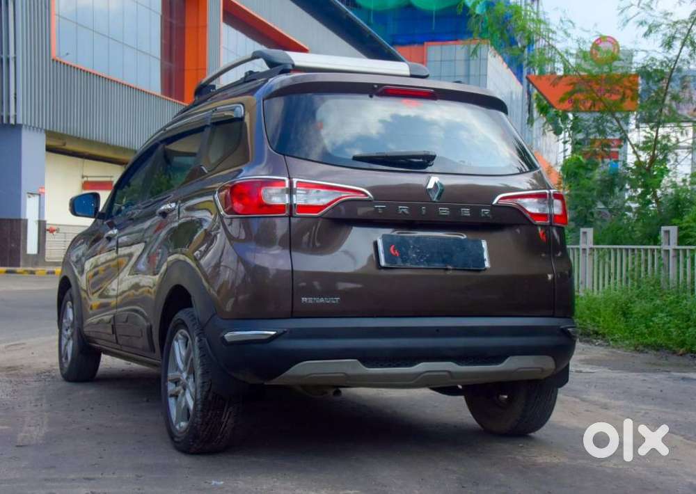 Renault Triber Rxz, 2023, Petrol