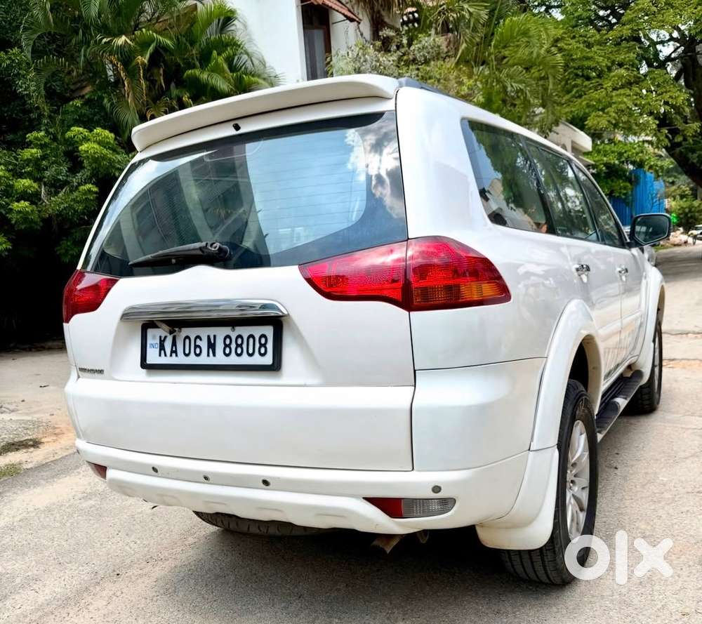 Mitsubishi Pajero Sport  Mt 4x4 2015 Diesel