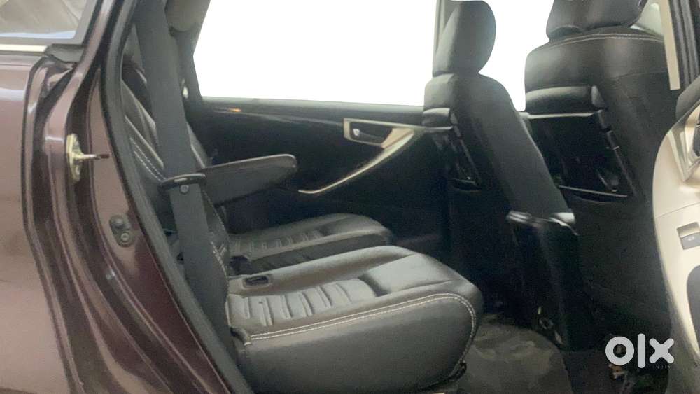 Toyota Innova Crysta 2.4 Vx Mt, 2018, Diesel