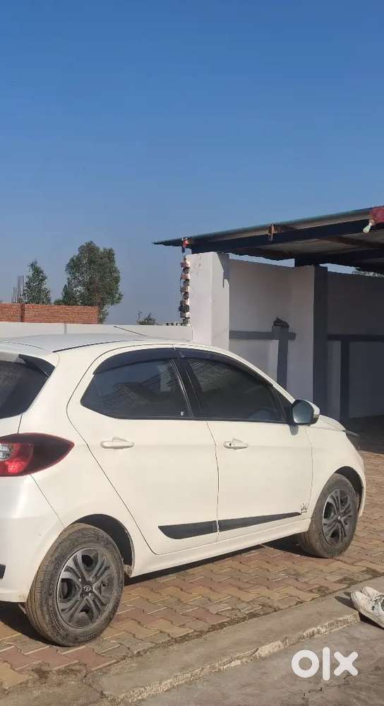 Tata Tiago 2021 Petrol 15000 Km Driven