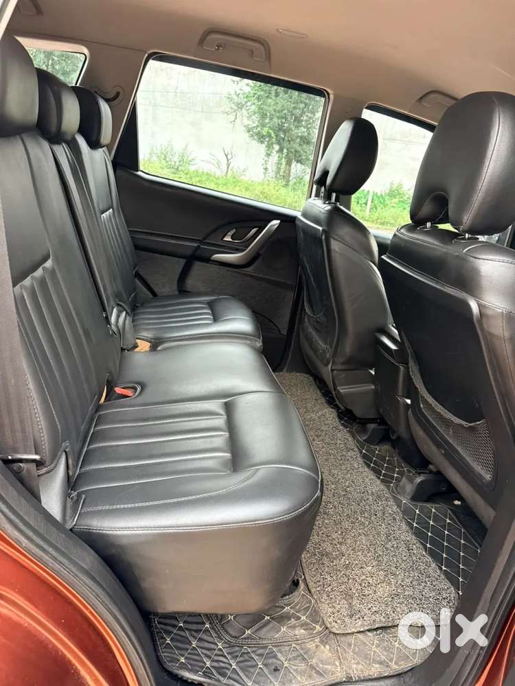 Mahindra Xuv500 W7 At, 2019, Diesel