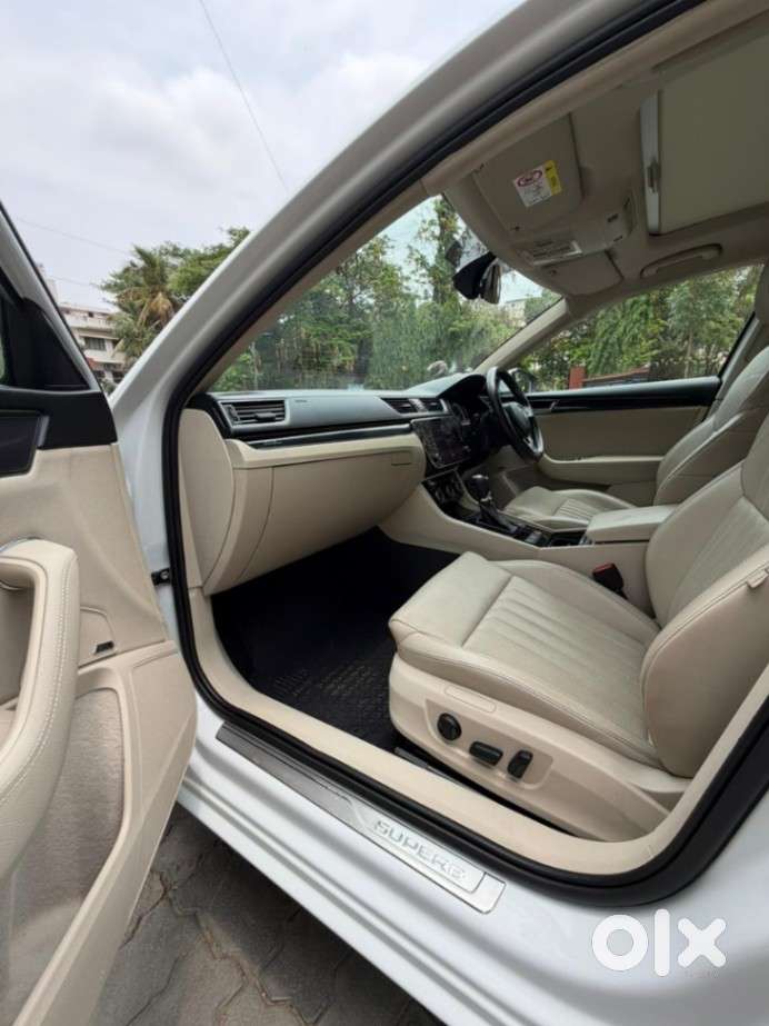 Skoda Superb 2.0 L&k Tsi At, 2021, Petrol