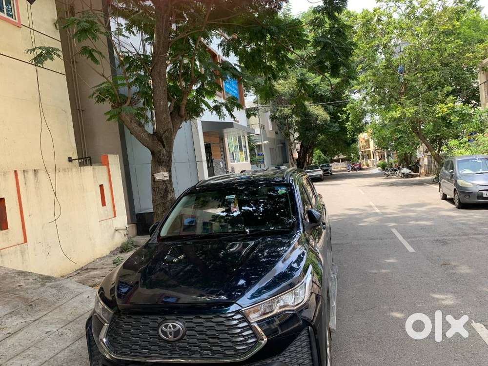 Toyota Innova Hycross 2.0 Vx (o) Hybrid 7-str  2024  15,000 Km Only