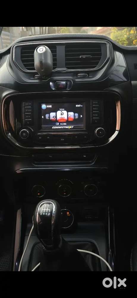 Tata Hexa 2.2 Xm 2018 Car