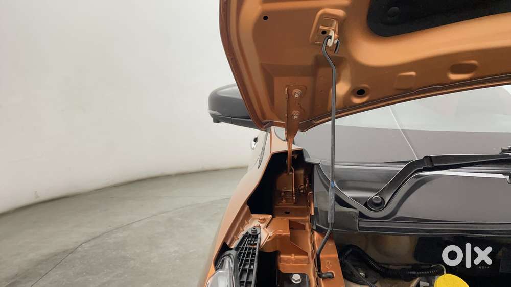 Nissan Magnite 1.0 Xv Premium Dual Tone, 2025, Petrol