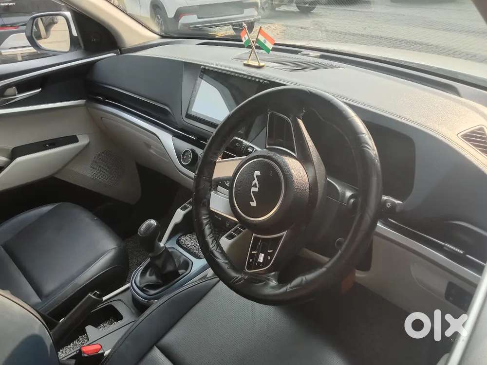 Kia Carens Luxury 7 Str 2024 Car
