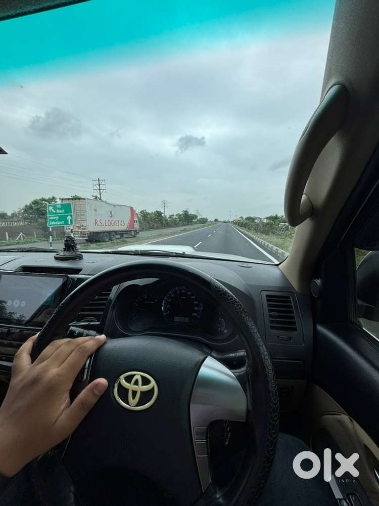 2014 Toyota Fortuner Diesel Manual