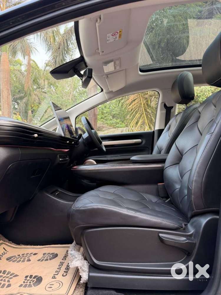 Mg Windsor Ev Essence, 2024, Electric