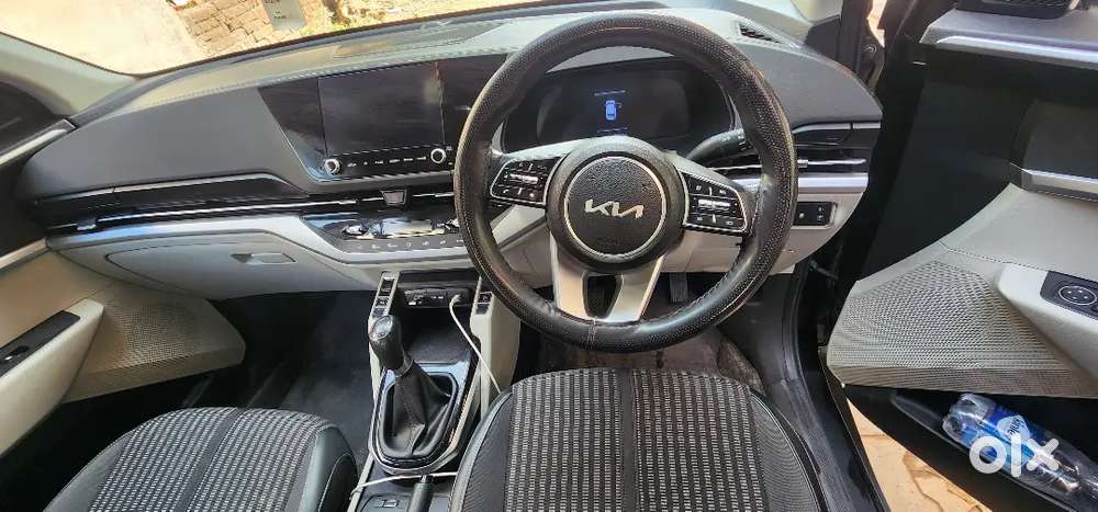 Kia Carens 2022 Diesel 60000 Km Driven