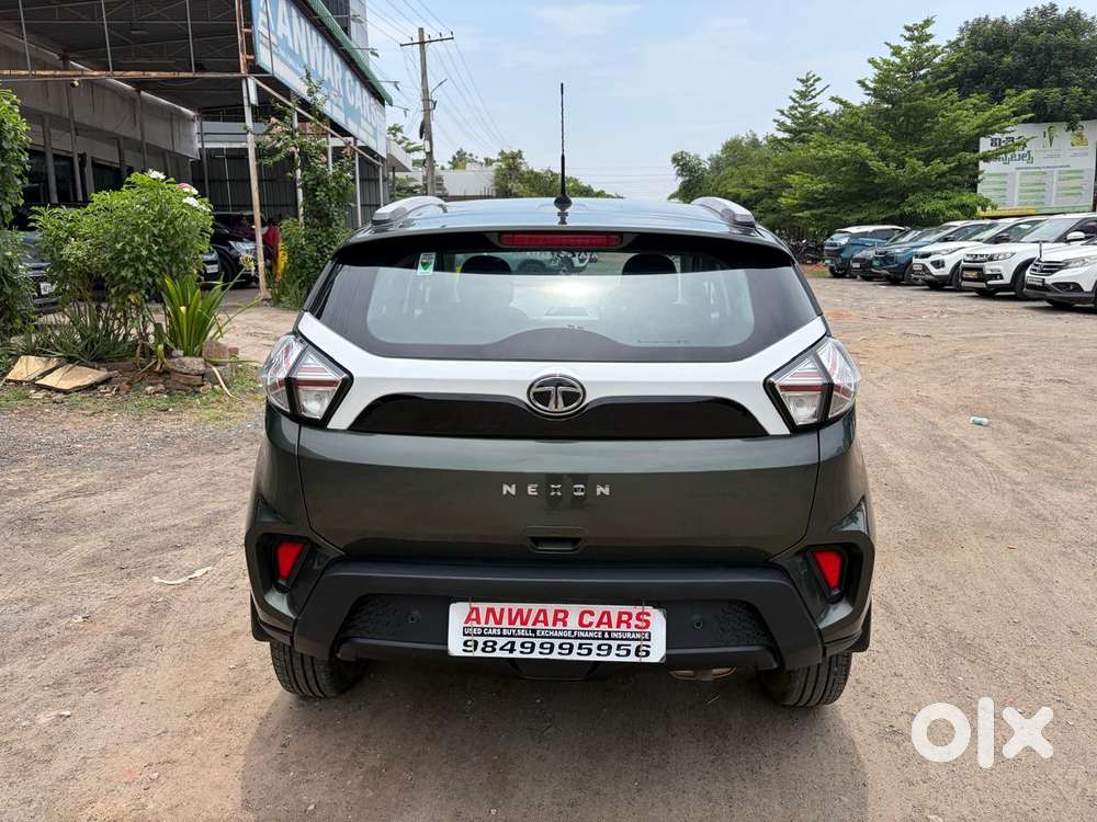 Tata Nexon 1.5 Revotorq Xm (s), 2023, Petrol