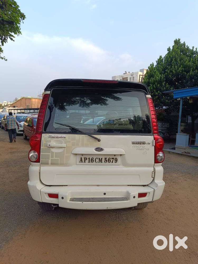 Mahindra Scorpio Vlx 2wd Bsiv, 2014, Diesel