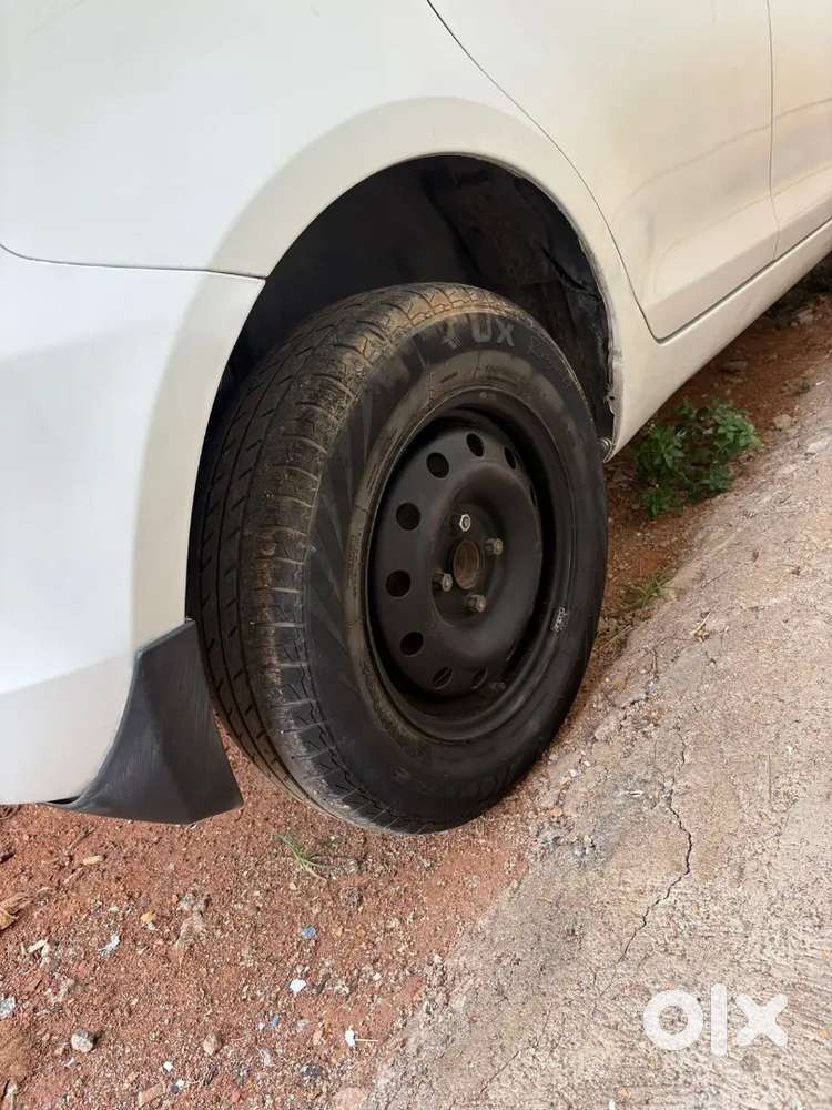 Maruti Suzuki Swift 2017 Petrol 43500 Km Driven
