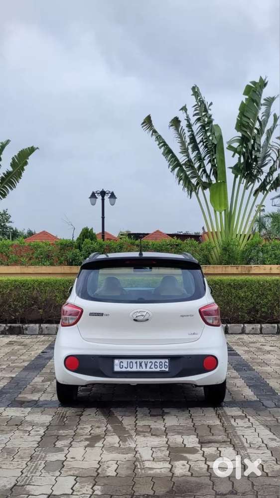 Hyundai Grand I10 1.2 Kappa Sportz Dual Tone, 2019, Petrol