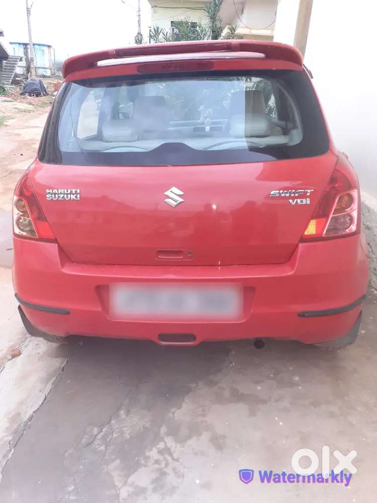 Maruti Suzuki Swift 2011 Diesel 142000 Km Driven