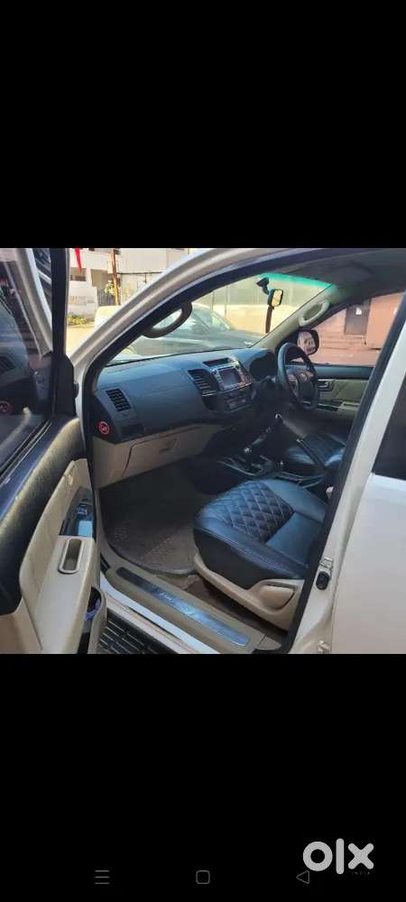 Toyota Fortuner 2014