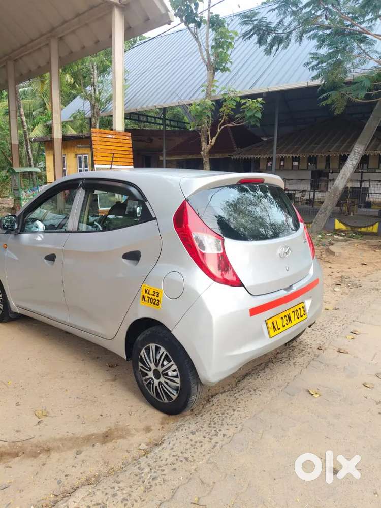Hyundai Eon 2017 Cng &petrol Uber Attached
