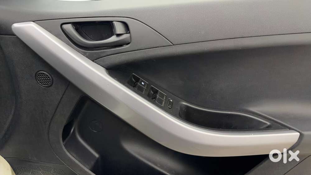 Tata Nexon 1.2 Revotron Xm (s), 2021, Petrol