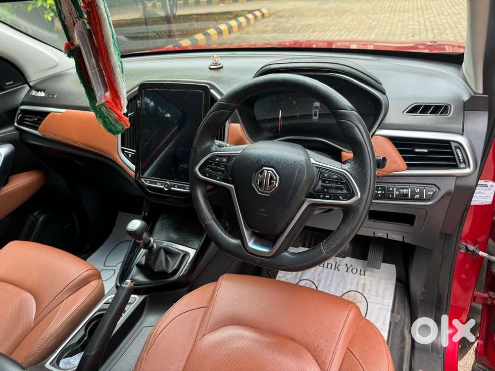 Mg Hector Plus 2022 Sharp