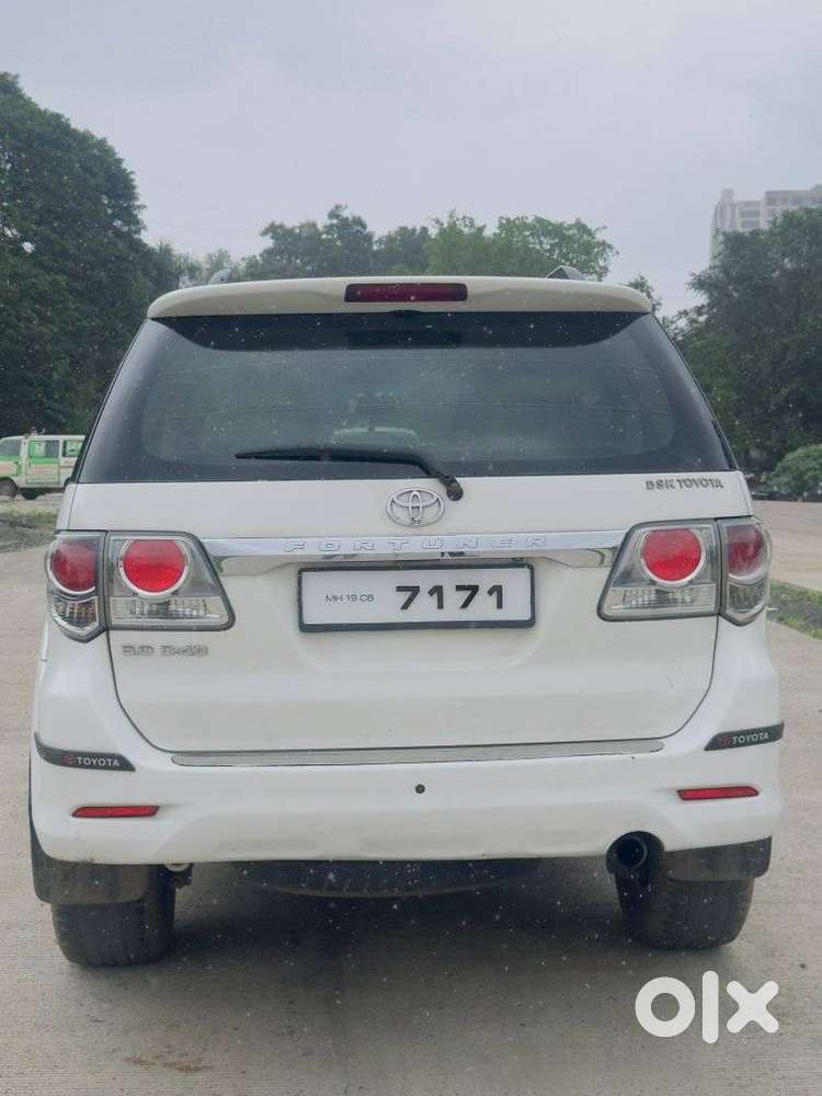 Toyota Fortuner 4x2 At, 2015, Diesel