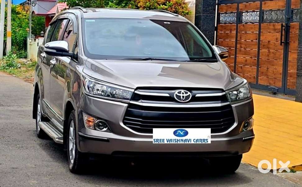 Toyota Innova Crysta G 8 Str, 2016, Diesel