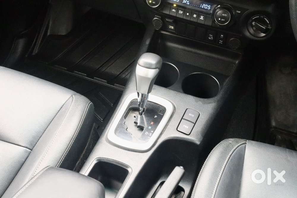 Toyota Hilux High Diesel Turbo Automatic, 2025, Diesel