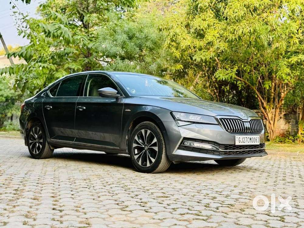Skoda Superb 2.0 L&k Tsi At, 2022, Petrol