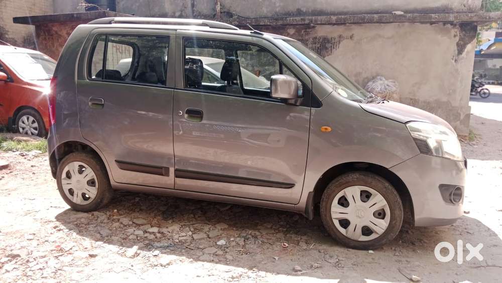 Maruti Suzuki Wagon R 1.0 Vxi Amt, 2018, Petrol